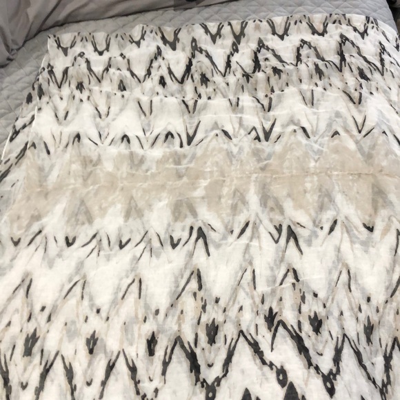 LA Express Eternity Scarf - Picture 5 of 7